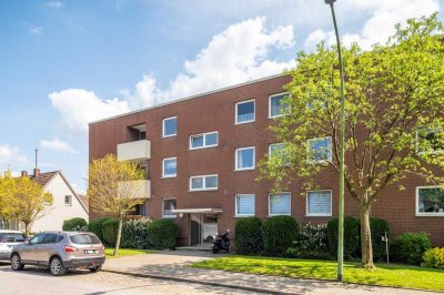 Renovierte 4-Zimmer-Wohnung mit Balkon in Bremerhaven!