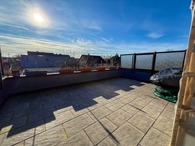 3,5-ZIMMER-WOHNUNG MIT GROSSER DACHTERASSE UND GARTEN IN SCHILDESCHE