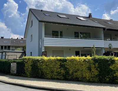 Ansprechende und modernisierte 3-Raum-Wohnung mit Balkon in Bielefeld