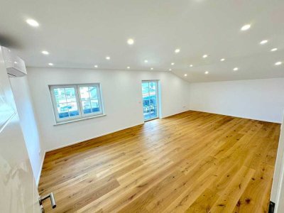 Geschmackvolle 3-Raum-DG-Wohnung mit gehobener Innenausstattung mit Balkon in Bernau am Chiemsee