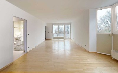 Attraktive Maisonettewohnung mit Westbalkon & Dachstudio in München - Allach