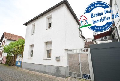 Einfamilienhaus mit Balkon in unmittelbarer Nähe der Dieburger Fußgängerzone!