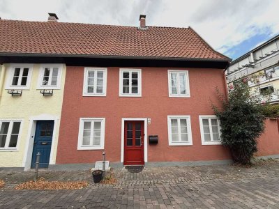 RESERVIERT- Denkmalgeschütztes Stadthaus mit Garten & Kaminofen in bester Innenstadtlage von Herford