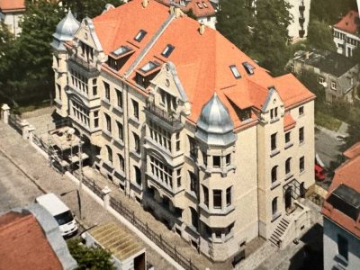 Exklusive, geräumige und sanierte 2,5-Zimmer-Altbauwohnung mit Loggia in Leipzig-Gohlis-Mitte
