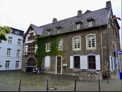 Frisch Sanierte 2 Zimmer-Wohnung in Stolberg, ca. 10 Minuten bis nach Aachen