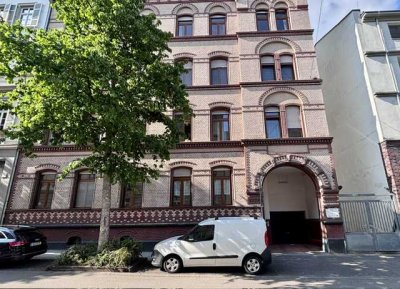 Klassische 4 -Zimmerjugendstilwohnung– Bertramstraße 7, Wiesbaden