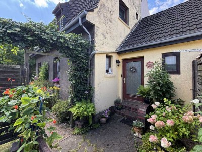 Doppelhaushälfte in zentraler Lage von Bremen Grohn!