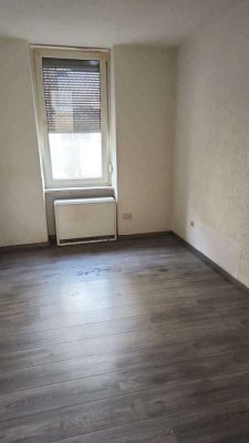 Charmante 1-Zimmer-Wohnung im Zentrum von Pirmasens !