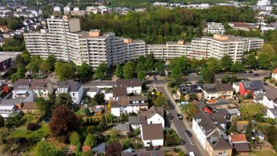 Zentrale 2-Zimmer-Wohnung mit Balkon & Aufzug – 67 m² im beliebten Wohnpark (1. OG)