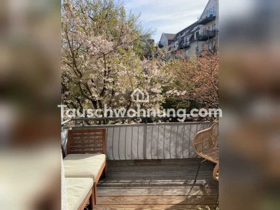 Tauschwohnung: Schöne 2-Zi-Altbauwohnung im Grünen, 2 Balkone gg. kleinere
