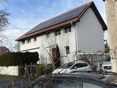 Kleinod in Pausdorf: Modernes Wohnen in einem besonderen Haus