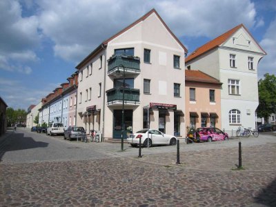 Vermietung auf Zeit: Tolle 3 Zimmerwohnung in der Strausberger Altstadt