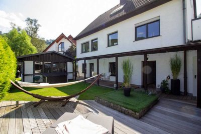 NEU: Sehr gepflegtes & modernisiertes Zweifamilienhaus mit tollem Garten in Werdohl zu verkaufen!!!