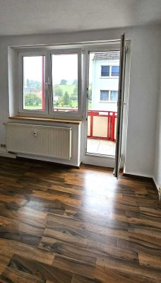 Ruhige 3-Zimmer-Wohnung in Lengenfeld u. Stein