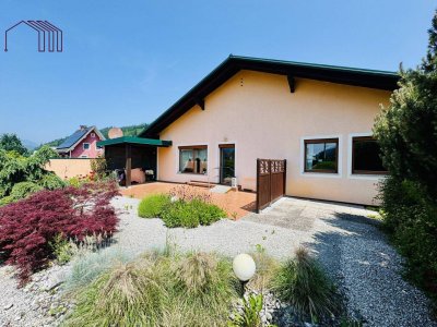 FÜR NATURLIEBHABER: Sonniger Bungalow mit Gartenparadies &amp; Kirchturmblick