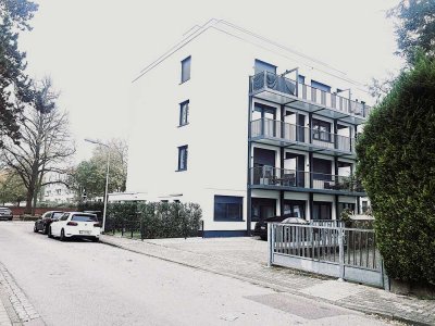 Moderne Appartementhaus, 2-Zi.-App. kpl. möbliert, ruhig. Balkon, U-Bahnen Lindenbaum2 Minut. Garag.