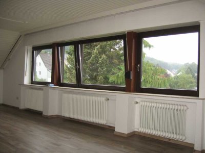 Gepflegte 3-Zimmer Dachgeschosswohnung in Bielefeld-Hillegossen