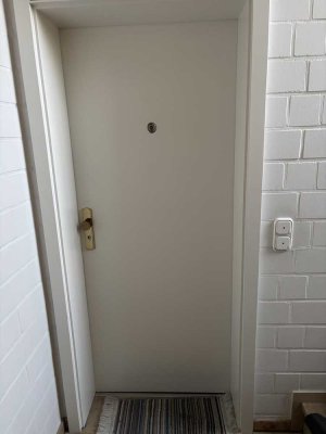 Exklusive 3-Zimmer-Wohnung mit gehobener Innenausstattung mit Balkon und Einbauküche in Eschweiler