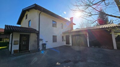 Charmantes Einfamilienhaus mit riesen Gartenflächen