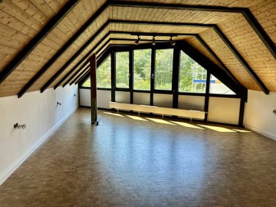 Einfamilienhaus Würzburg/Versbach, 5-Zimmer, mit tollem Garten, aktuell in Sanierung