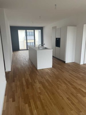 Ab 15. März: Attraktive 4-Zimmer Wohnung mit Balkon im 2. OG in Bonn-Beuel – nur 200m vom Rhein
