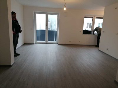 Erstbezug Neubau, Helle 2-Zimmer Wohnung mit Balkon im 2. OG