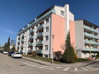 Charmante 3-Zimmer-Wohnung in Ried: Ihr Sanierungsprojekt mit Südbalkon und viel Potenzial!