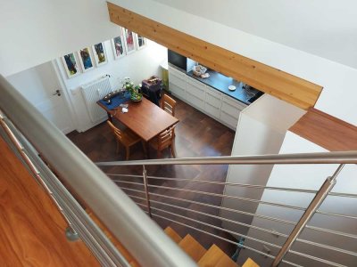 Dachgeschosswohnung auf zwei Ebenen in Uninähe