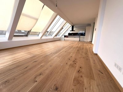 Penthouse Wohnung auf 2 Etagen - 2 Terrassen und Tiefgaragenplatz – Nahe am Hohen Markt