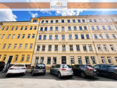 Vermietete 2-Raum-Denkmalwohnung mit sonnigem Balkon & Weitblick in Anger-Crottendorf