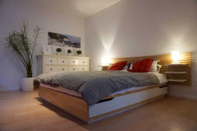 Wohnen auf Zeit: Voll augestattete 1,5 Zimmer-Wohnung in Neureut. Modern und hell.