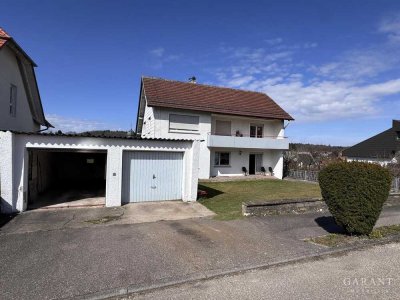 *Zweifamilienhaus mit Potenzial und Blick über Wüstenrot - Ihr Zuhause in idyllischer Lage *