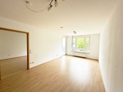 Helle 2-Zimmer Senioren Wohnung mit Balkon und EBK in Sindelfingen
