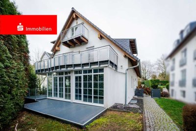 Frankfurt-Bergen-Enkheim: Großzügiges Wohnhaus mit offenem Grundriss, Tageslicht-Untergeschoss und