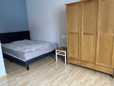 Stilvolle, gepflegte 1-Zimmer-Wohnung 3 -6 Monate