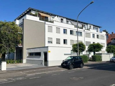 Lichtdurchflutete 2-Zimmer-Penthouse-Wohnung mit Ost-/Westterrasse