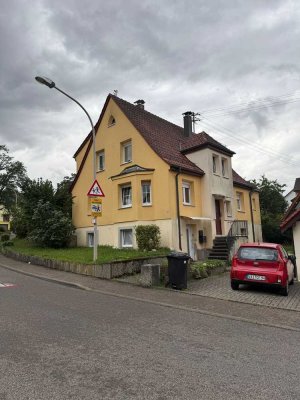 Mehrfamilienhaus mit Garten zu verkaufen