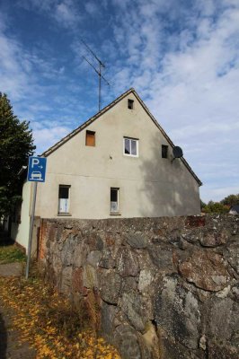 Haus mit Geschichte auf großem Grundstück - Gerswalde