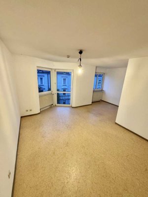 1-Zimmer Wohnung in Bamberg-Mitte nähe Finanzamt mit Küchenzeile+Garage