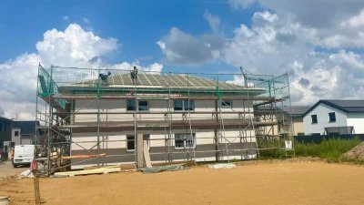 Erstbezug! Neubau 5-Zimmer-Wohnung mit Balkon