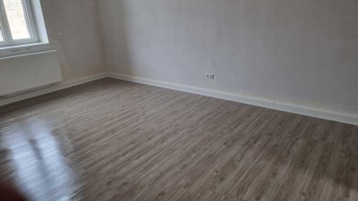 Exklusive, vollständig renovierte 3,5-Zimmer Wohnung in Neustadt an der Weinstraße