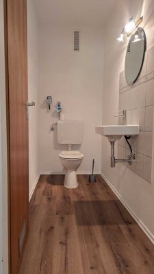 Geschmackvolle, modernisierte 3,5-Zimmer-Wohnung mit EBK in Blaustein