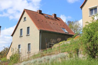 Einfamilienhaus in Starkenberg zu erwerben!