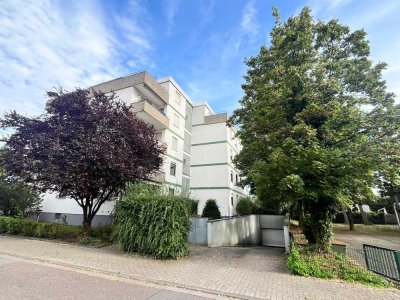 Frisch modernisierte 3-4-Zimmer-Wohnung mit EBK in ruhiger Lage