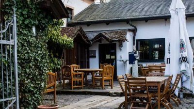 Gaststätte "Altes Bierhaus" mit Zimmervermietung und großem Grundstück