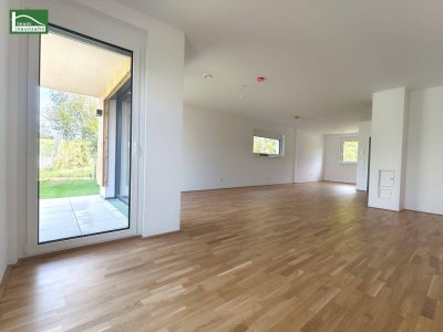 Optimale Kombination aus Stadt und Natur - inkl. PV-Anlage und 2 KFZ Abstellplätze!