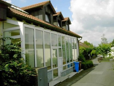 Charmantes Drei-Parteien-Haus mit Garten - Ideal für Familien, Paare und Kapitalanleger
