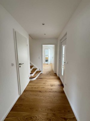 Freistehendes Einfamilienhaus – hochwertig kernsaniert & energetisch modernisiert