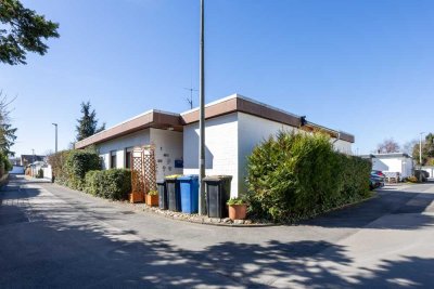 Ebenerdiger Bungalow mit Garten & Solar in Kaarst! - Viel Potenzial zur eigenen Gestaltung!