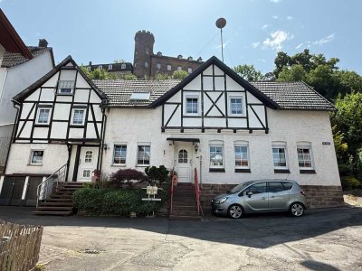 Zwei verbundene Einfamilienhäuser in Beverungen-Herstelle